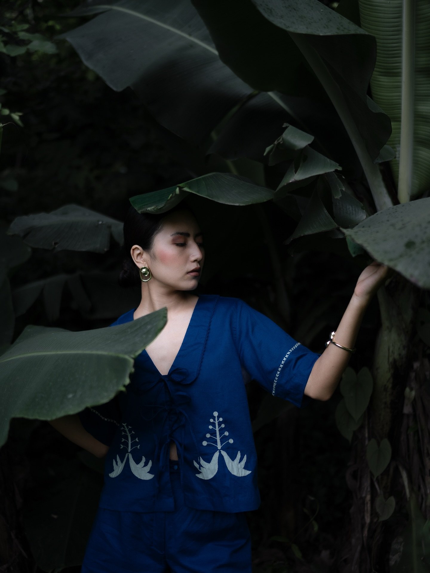 This festive season, we unveil Odara โ an artisanal capsule of limited editions.
Silhouettes that breathe, fabrics that sway, colours that hum in quiet harmony.
A gentle romance in simplicity, crafted to linger beyond the moment. โจ
Shop at www.urnam.com This festive season, we unveil Odara โ an artisanal capsule of limited editions.
Silhouettes that breathe, fabrics that sway, colours that hum in quiet harmony.
A gentle romance in simplicity, crafted to linger beyond the moment. โจ
Shop at www.urnam.com